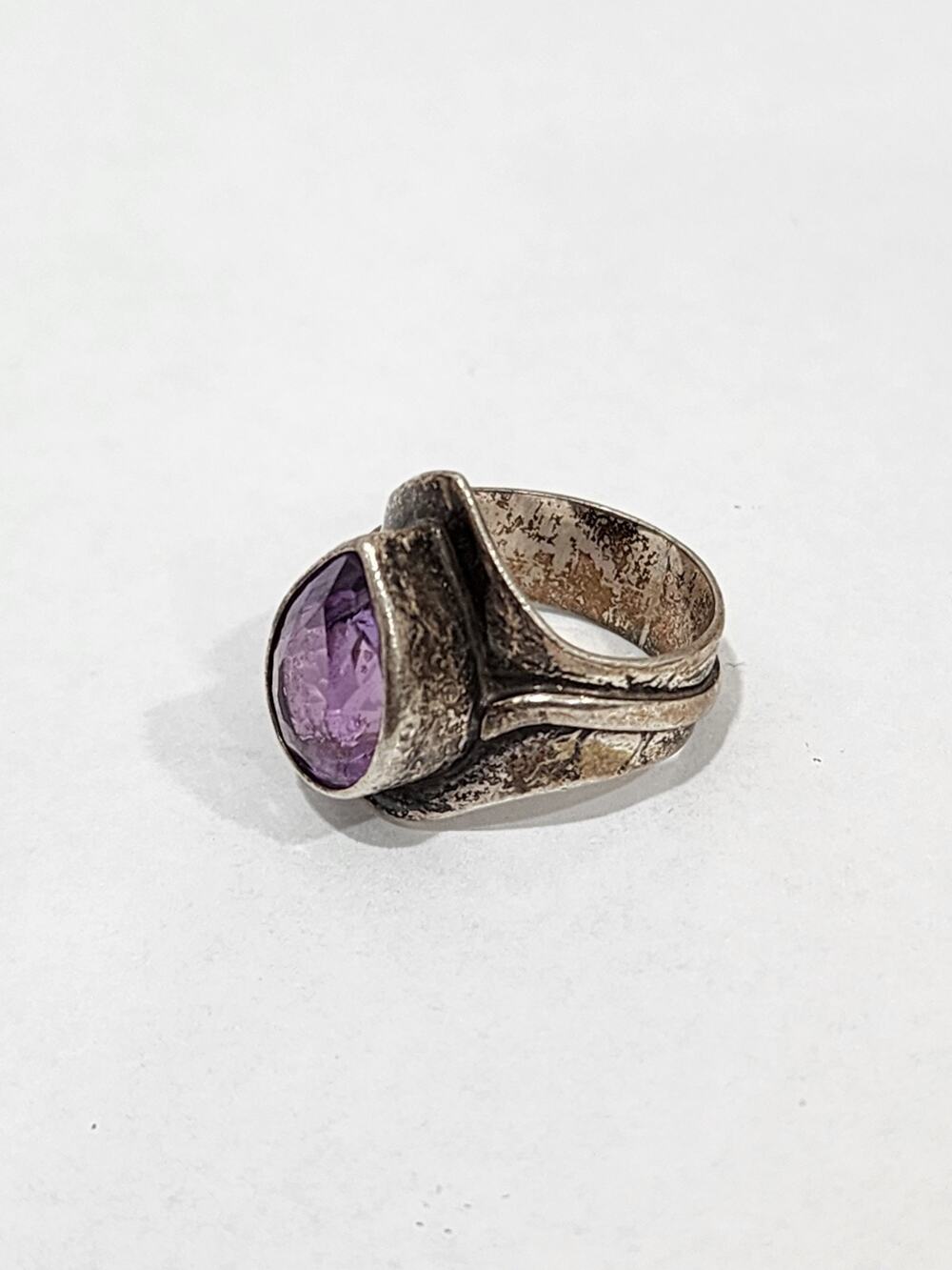 Vintage Sterling Silver Amethyst Ring Size 7.5